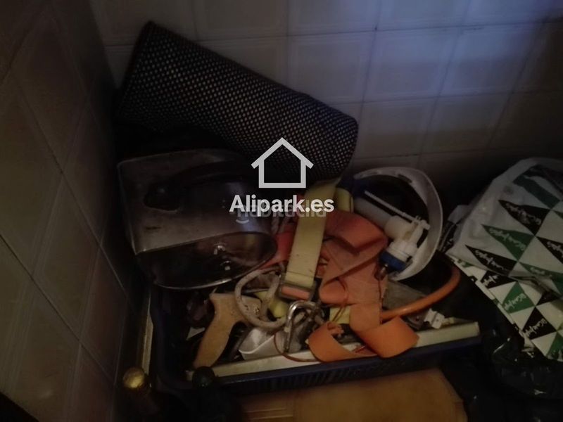 Foto 4b88f945-4b81-4f19-af2e-998d897a4e6e. Pis amb piscina a Alipark Alicante