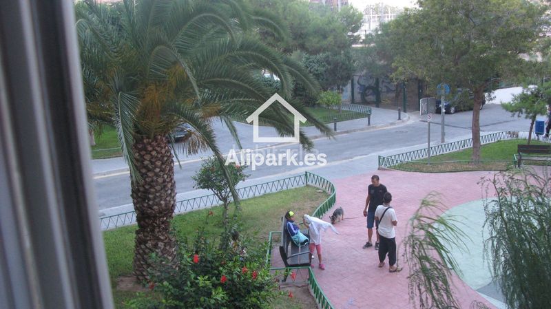 Foto f93ab3db-7e75-47d1-8dfa-2975997482ea. Pis amb piscina a Alipark Alicante