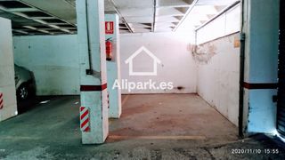 Aparcament cotxe a Deportista Ramon Mendizabal 29