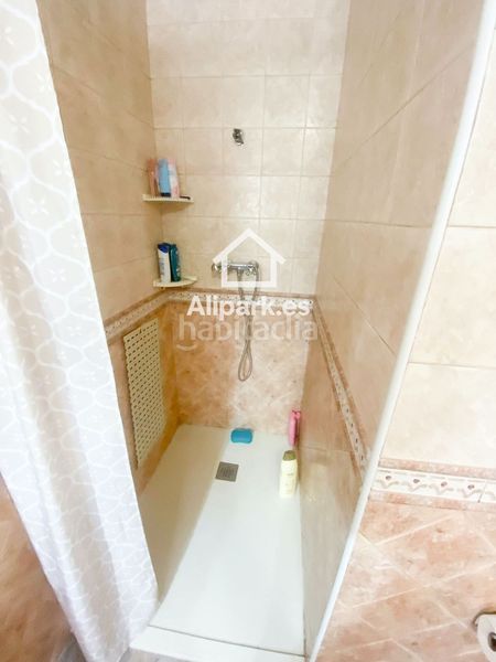 Foto 6d383532-8cdb-4d8a-95bc-de1cd759fb9c. Xalet amb aparcament a Novelda