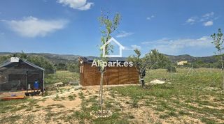 Rural plot  Cam dels pous. Terreno parcela urbanizable en venta en onil alicante