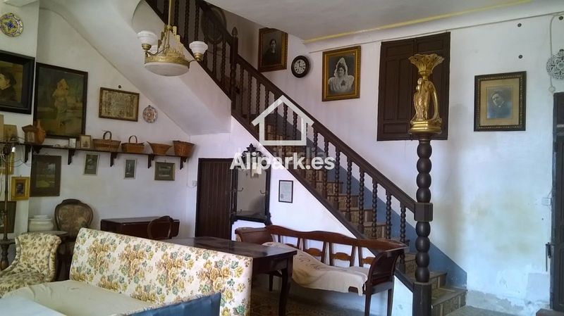 Foto 1a38242e-c78c-4324-a442-c1d28098872c. Casa amb aparcament a Orihuela ciudad Orihuela