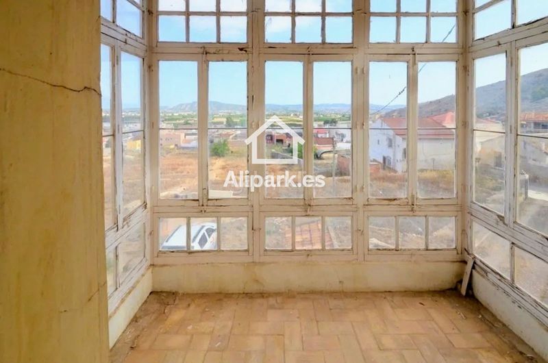 Foto d359d896-475f-4e88-bb00-95423a6cf3f5. Casa amb aparcament a Orihuela ciudad Orihuela