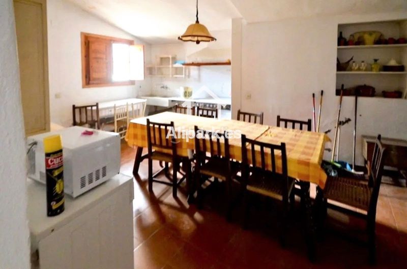Foto d38e22a3-2673-4475-820d-3a80a6d05d99. Casa amb aparcament a Orihuela ciudad Orihuela