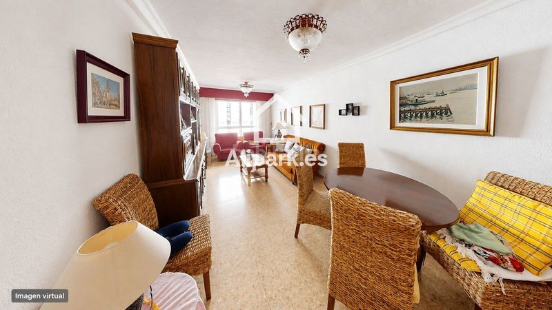 Foto a1825293-6bdf-4472-bd06-101595cc6f84. Pis amb calefacció a Benalúa Alicante