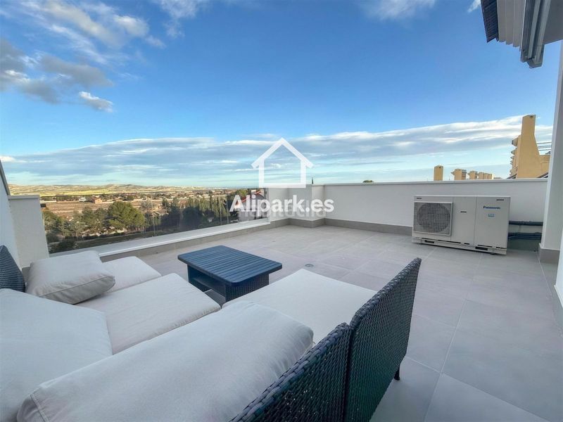 Foto 280ae77b-a2c1-437d-8954-abece86a44f5. Flat with heating parking pool in Valle del Sol Mutxamel