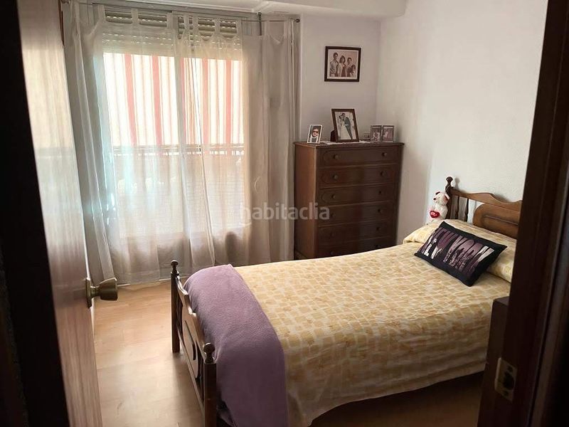 Foto a5146ddf-0283-428a-b79a-1cab9451953a. Pis amb aparcament a Florida Alta Alicante