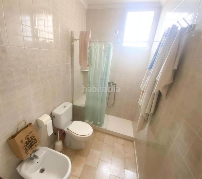 Foto cbb05c15-284c-4e47-ba8f-4677edee5448. Xalet amb aparcament piscina a Novelda