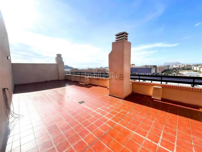Foto 4d6d3f27-66b1-4770-aab3-4d4f75e03648. Àtic amb aparcament piscina a Garbinet - Parque de las Avenidas Alicante