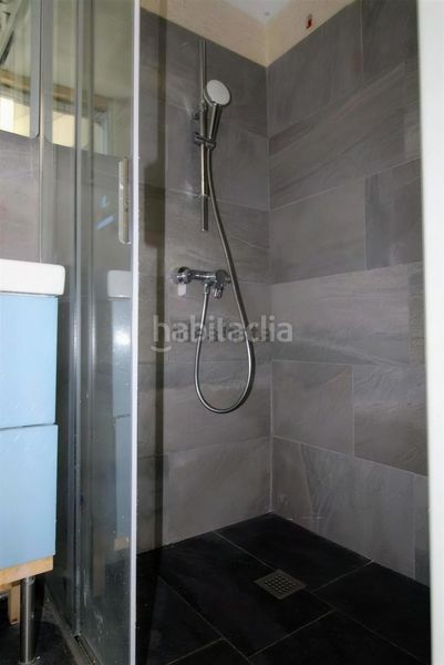 Foto ab02c124-3804-48bd-98f3-6981a1badc1c. Pis a Barrio del Centro Alicante