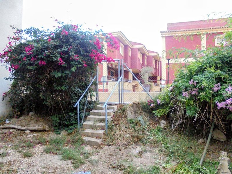 Foto 185b2eab-3248-4ef1-90f8-9f3e73b858ab. Terreny residencial a Catral