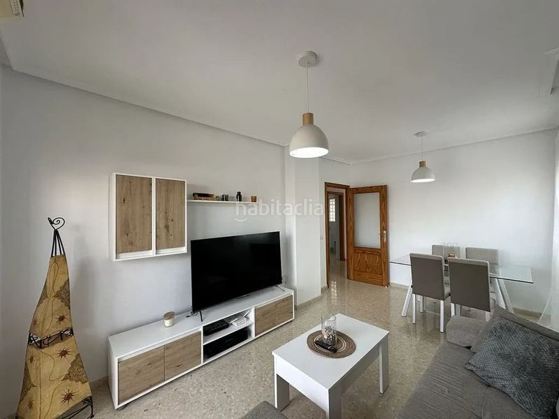 Foto fb2f45bc-e981-4813-a5bd-4708922464f2. Pis a calle de las islas baleares 40 a Los Arenales del Sol Elche / Elx