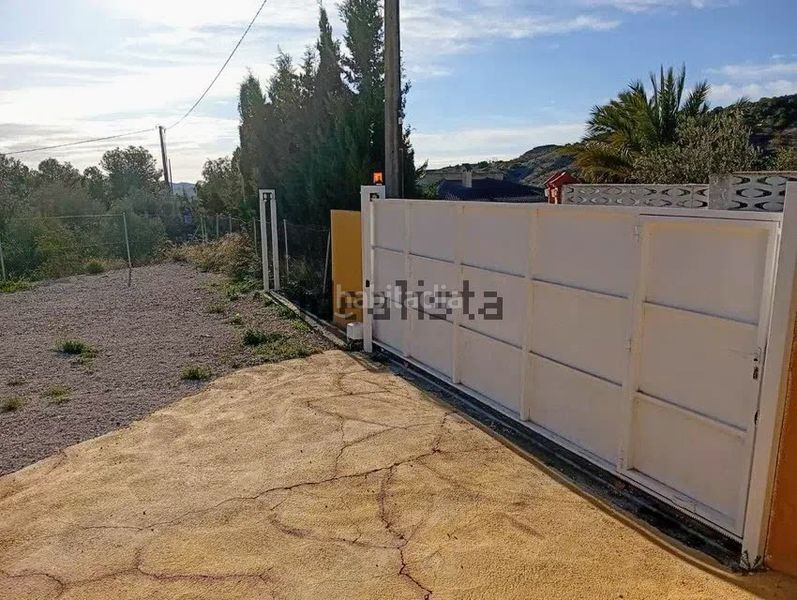 Foto f2479546-44c7-4f4e-affc-50e73cdfff9b. Xalet amb aparcament piscina a La Alcoraya Alicante