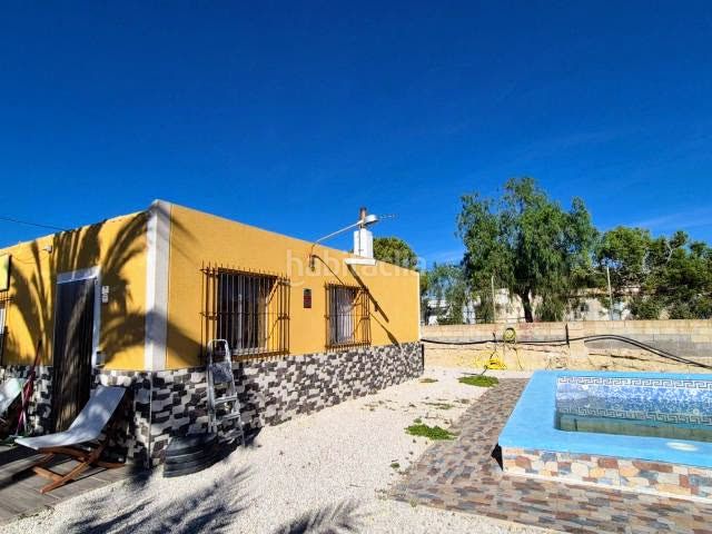 Foto fb158c2c-3883-4f8f-abb8-607df5ee2d9c. Xalet amb aparcament piscina a La Alcoraya Alicante