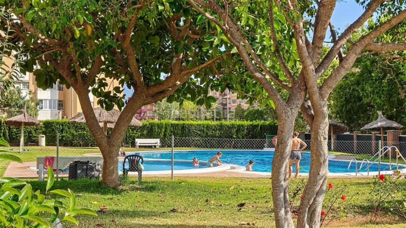 Foto 17b85af8-bb84-40b9-b1e6-c2fc9058042c. Pis amb aparcament piscina a San Blas Alicante