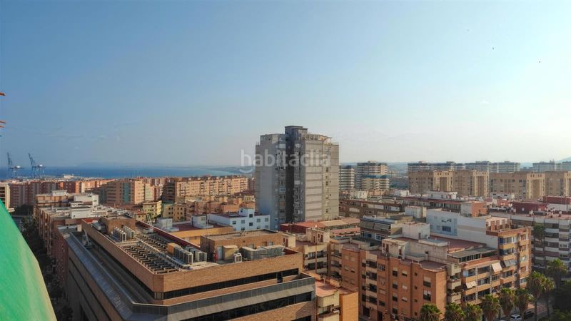 Foto 1d940654-72c5-443d-8ff0-b42a5952a08e. Affitto appartamento in Benalúa Alicante