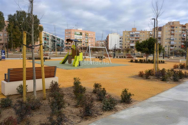 Foto 4ce936be-0c6f-4248-b51d-48a0487da87e. Pis a Alipark Alicante