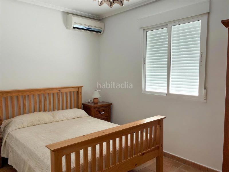 Foto b5a60b93-6c19-4764-bb3f-f98724e4b154. Xalet amb piscina a Monòver