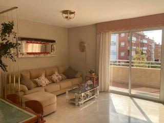 Location Appartement  Passeig comte de vilardaga. Amueblado