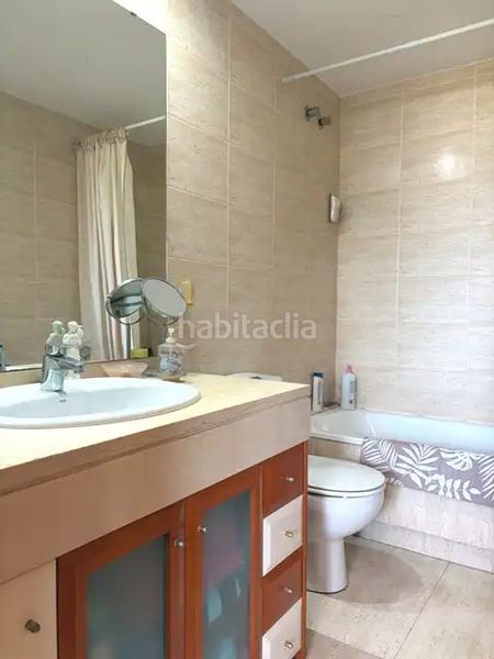 Foto 0e27352d-4c97-4754-9fec-6ab212c8c472. Dúplex amb calefacció aparcament a Les Grases Sant Feliu de Llobregat