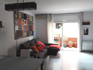 Piso  Avinguda del pla del vent 32. 4 dormitorios y piscina