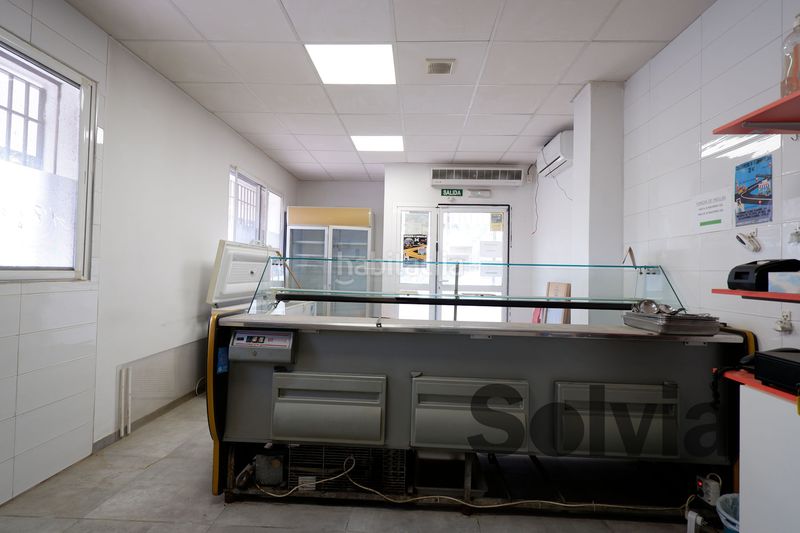 Foto f230ee93-a3f8-4b9e-ae72-3dc8c17a61ea. Local comercial a El Baladre Sagunt