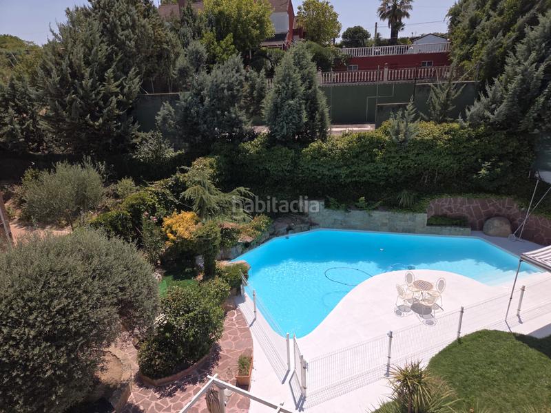 Foto 1c8bdd1f-9319-4aa8-a288-2ce68d1e93d4. Chalet mit kamin heizung parking pool in Parque Coimbra Móstoles