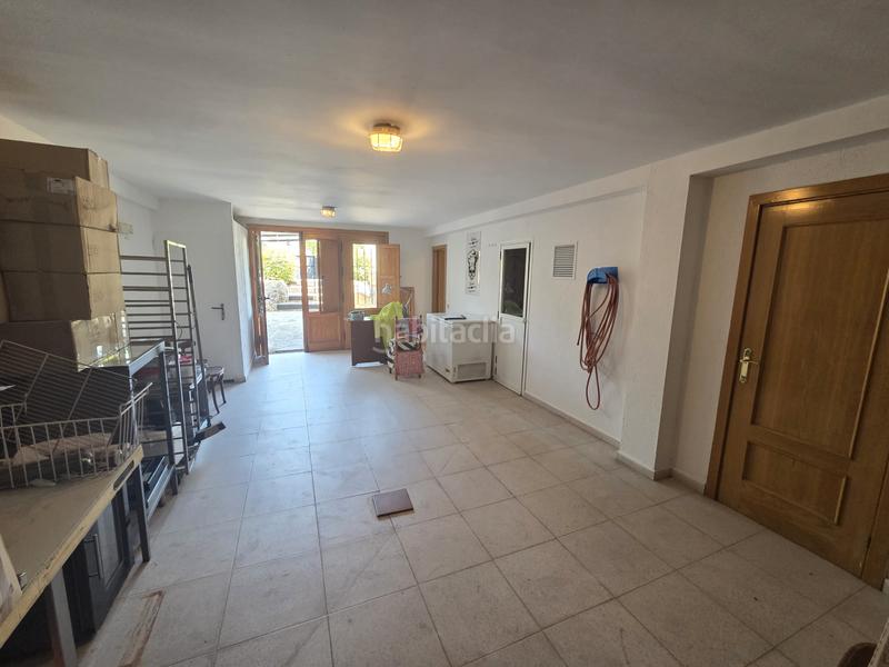 Foto 5e6fc26f-5c89-420d-bc08-c98ab6050a70. Chalet mit kamin heizung parking pool in Parque Coimbra Móstoles