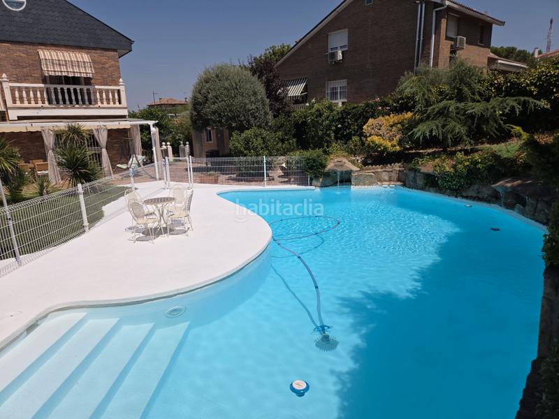 Foto 6135b878-db83-4261-8b5d-4d8113ec3e30. Chalet mit kamin heizung parking pool in Parque Coimbra Móstoles