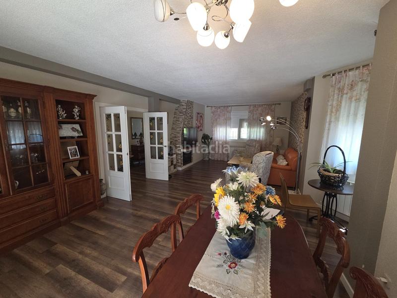 Foto a47a54a8-87ab-484e-aef6-6b5f8814ed08. Chalet mit kamin heizung parking pool in Parque Coimbra Móstoles