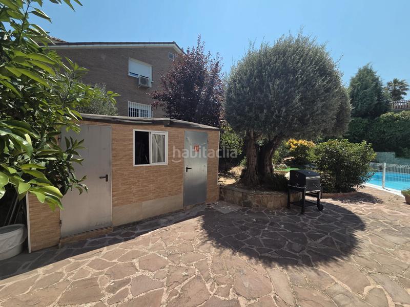 Foto d0f44da2-4211-4041-9f76-ce10c1c51ace. Chalet mit kamin heizung parking pool in Parque Coimbra Móstoles