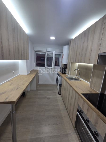 Foto 5990c76a-d421-44ba-8bca-c5754ad885b4. Alquiler piso alquiler piso por habitaciones en Centro Móstoles