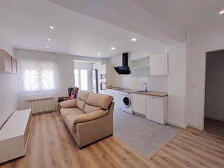 Miete Etagenwohnung in San Cristóbal. Piso en alquiler en san cristóbal, 2 dormitorios.