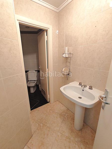 Foto ef1ccade-b4af-4796-8da7-bea528f17e15. Affitto locale commerciale in San Cristóbal Vitoria - Gasteiz