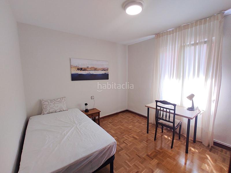 Foto 86d01781-a9e4-48d0-8b50-cc998376ae8e. Alquiler piso  en alquiler en Adurtza, 3 dormitorios. en Vitoria - Gasteiz