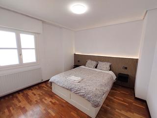 Location Appartement à Casco Viejo. Piso en alquiler en casco medieval, 2 dormitorios.
