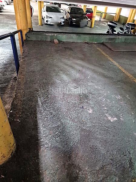 Foto 6b9198e1-289b-4b2f-ad2c-201a9655d118. Parking voiture dans Txagorritxu Vitoria - Gasteiz