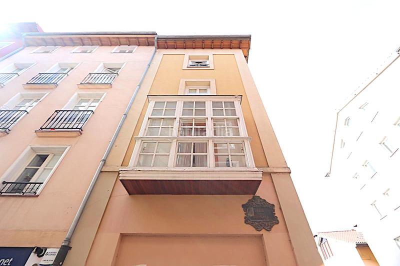 Foto 35e29650-d8c8-4776-8163-61ca78ddacea. Flat with heating in Casco Viejo Vitoria - Gasteiz