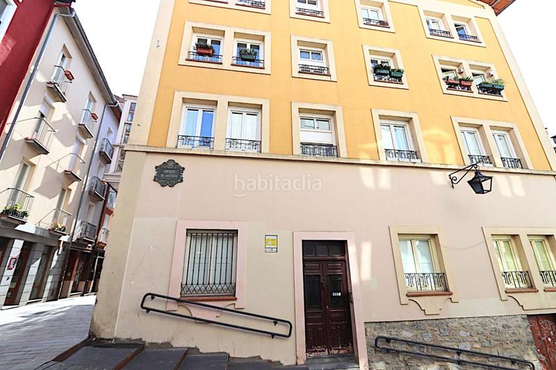 Foto e0019def-0ec1-4cbc-8008-618b1973b4ef. Flat with heating in Casco Viejo Vitoria - Gasteiz