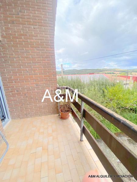 Foto 185e4bfe-5300-4cd4-aed0-b8bc88d23778. Affitto casa con riscaldamento parcheggio in Bernedo