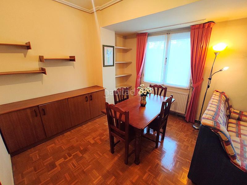 Foto 794d33a6-0efd-456c-aff6-1975b9f8e2e6. Rent flat with heating parking in El Pilar Vitoria - Gasteiz