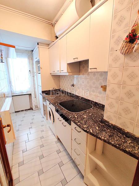 Foto a0ee5154-3aca-489f-be08-e72255428668. Rent flat with heating parking in El Pilar Vitoria - Gasteiz