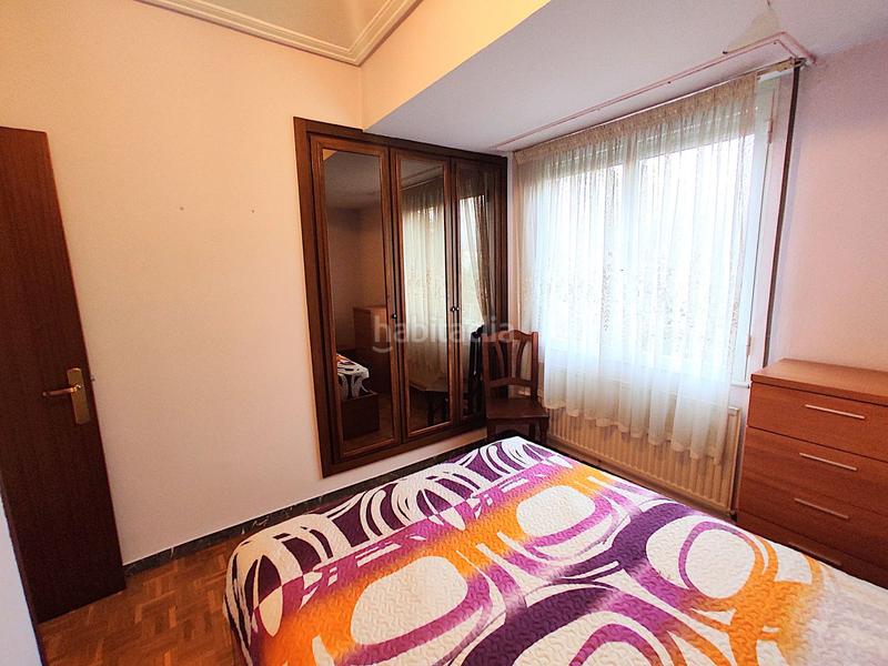 Foto ab267165-257f-460c-9f2c-8b98909cd69f. Rent flat with heating parking in El Pilar Vitoria - Gasteiz