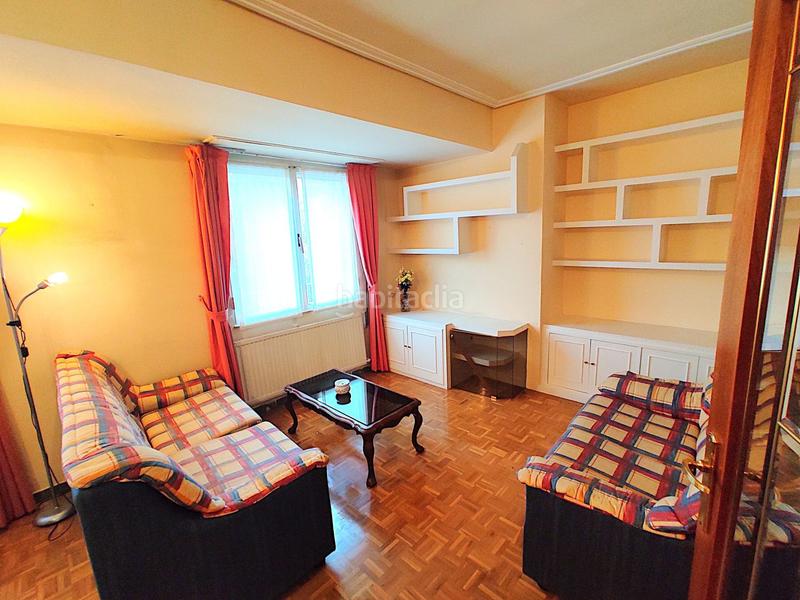 Foto bcefcbd0-87e7-4a2c-9d9b-abe86f1cccfb. Rent flat with heating parking in El Pilar Vitoria - Gasteiz