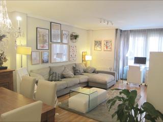 Location Appartement à Exposició. Espacioso piso de 3 habitaciónes en alamedaexposicio con parking