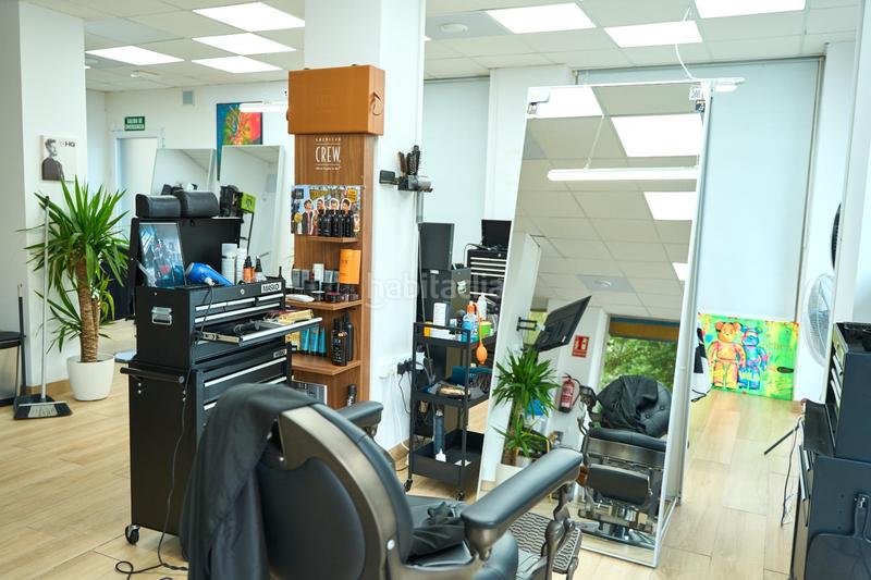 Foto 4de68db8-6018-4a73-bbfa-bb11eb03f56d. Traspàs local comercial a L´Amistat Valencia