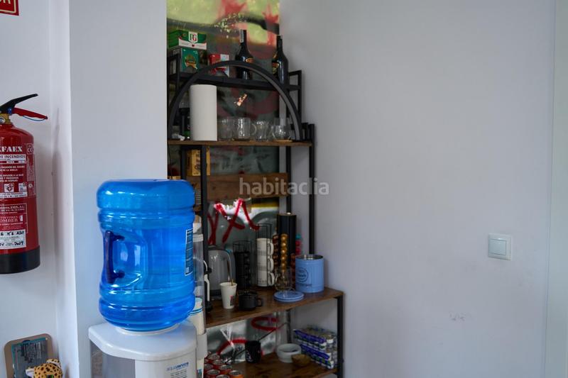 Foto 621a6f17-153d-4bd2-b9f0-47da5d0d99cd. Traspàs local comercial a L´Amistat Valencia