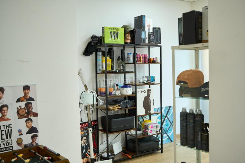 Foto 385b465d-3b01-42ac-aad4-dc9e6258daa5. Traspaso local comercial se traspasa barbería masculina en pleno funcionamiento avenida blasco ibáñez, en Valencia