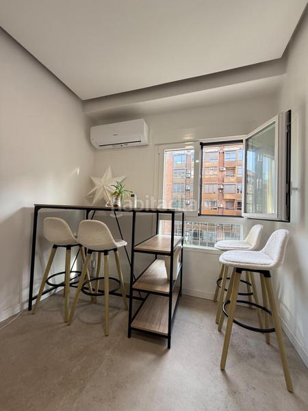 Foto 170daac8-eb93-43ed-b848-f80bd625805e. Rent flat with heating in Russafa Valencia