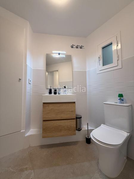 Foto 4b7555e4-05dc-4500-aeca-ae2264be69de. Rent flat with heating in Russafa Valencia